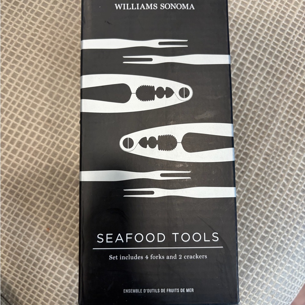 Williams Sonoma Black and White Seafood Tools